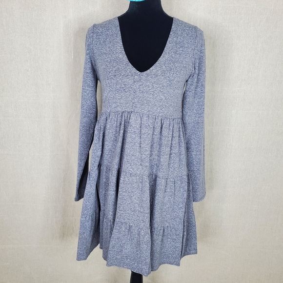 3 for $15 BP Heather Gray Tiered Long Sleeve Dress Size Small - Picture 1 of 9